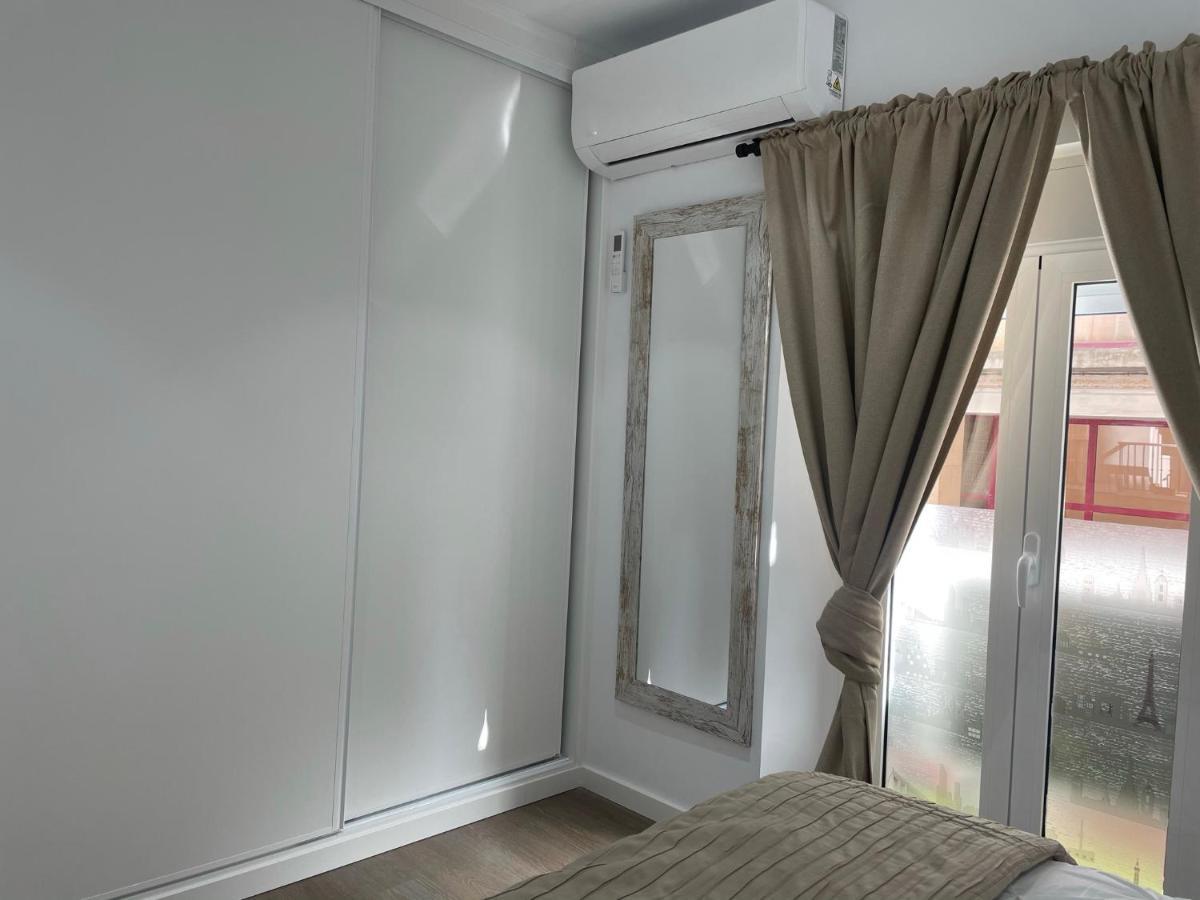 Apartamento Nebro Estrella Cádiz Exterior foto